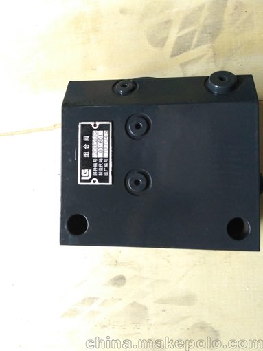 柳工856裝載機鏟車配件組合閥12C0037原廠配件圖片