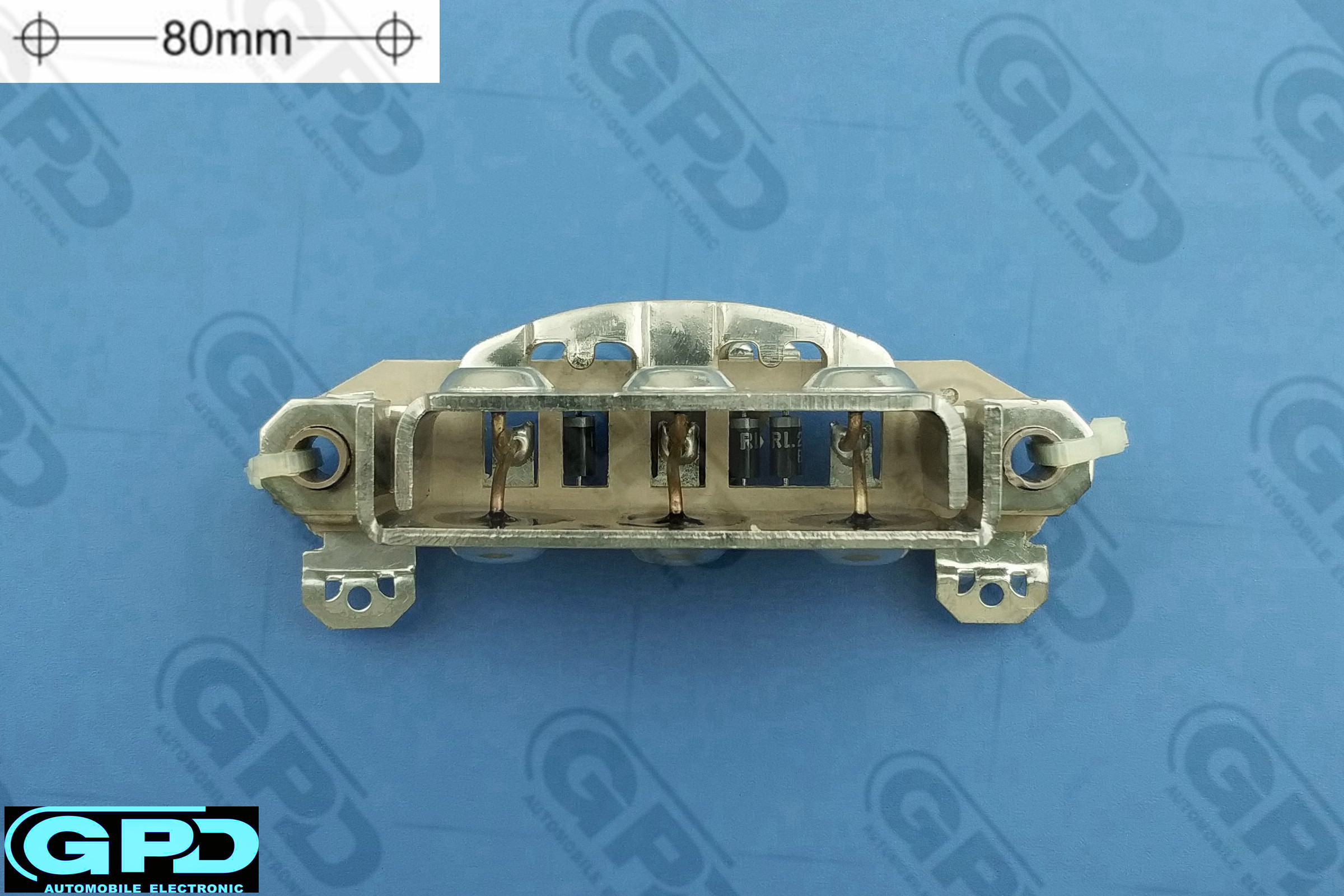 廠家直銷汽車發(fā)電機(jī)電子調(diào)節(jié)器HMR8011