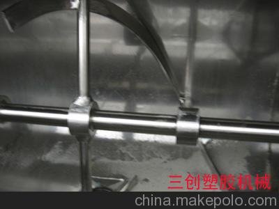 加熱型臥式拌料機(jī)廠家圖片