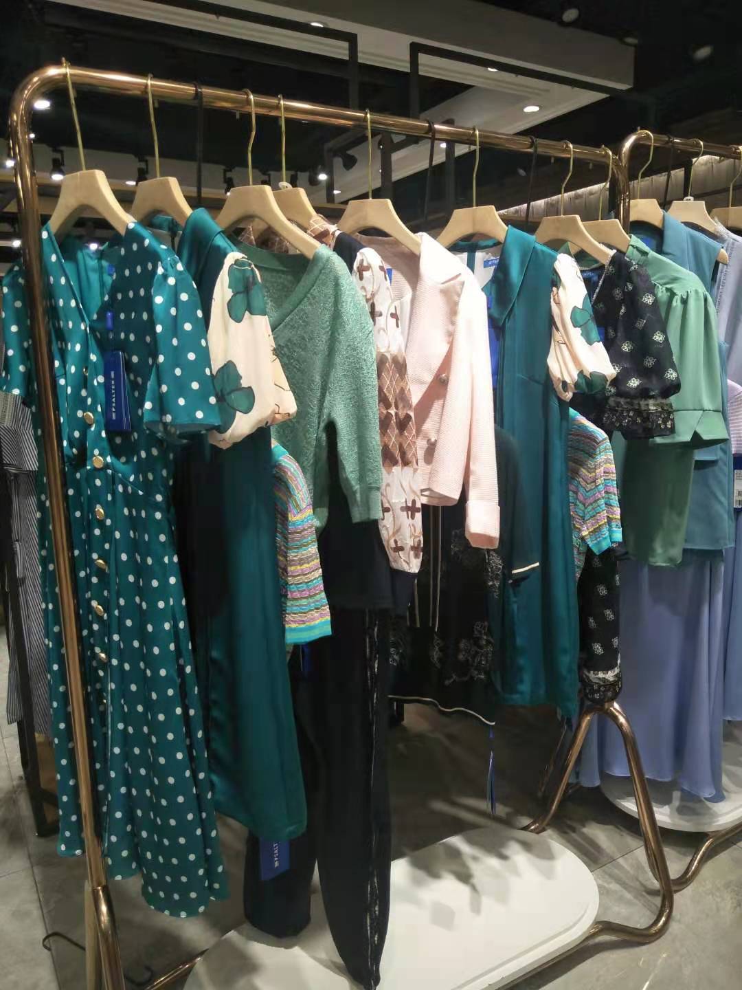 詩篇21夏女裝品牌女裝折扣店進貨一手貨源