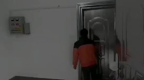智能超聲波霧化人員自動(dòng)消毒通道貨源充足供應(yīng)