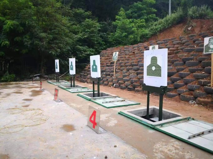 廠家直銷單兵激波起倒靶 射擊訓練靶標系統(tǒng)圖片