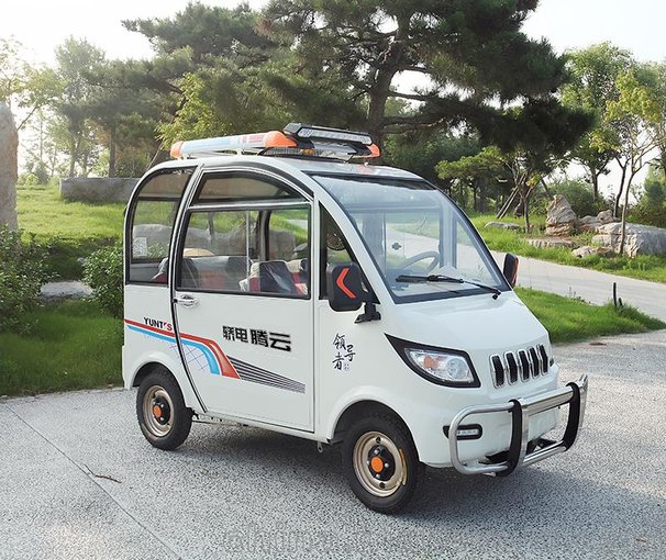 云騰K16 白色  新能源電動轎車 電動四輪車圖片
