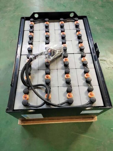 斗山電動(dòng)叉車B15SE/B20S鉛酸電瓶組KODIS完美連接牽引蓄電池圖片