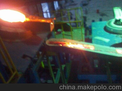 非晶帶材底部澆注爐，底注爐圖片