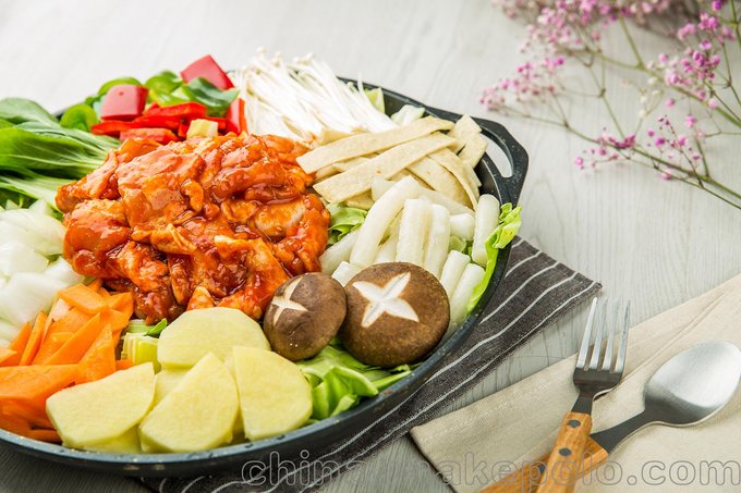 韓式餐飲加盟連鎖 正規(guī)年糕火鍋圖片