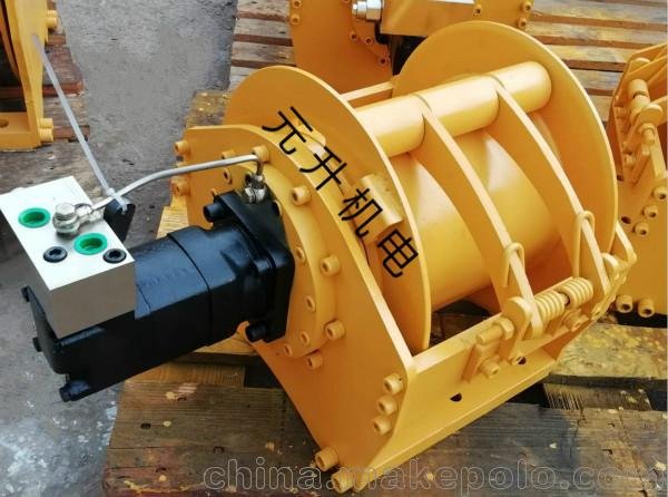 連云港車(chē)輛起重機改裝卷?yè)P機圖片圖片