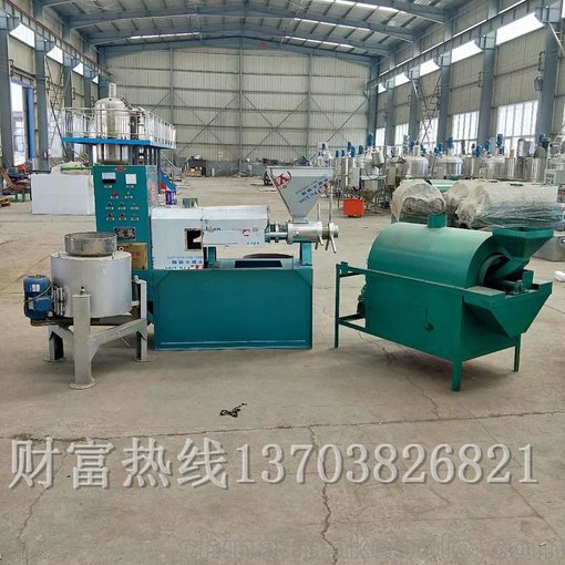 全自動(dòng) 胡麻榨油機(jī) 多功能榨油機(jī) 專業(yè)生產(chǎn)廠家 精煉油設(shè)備圖片