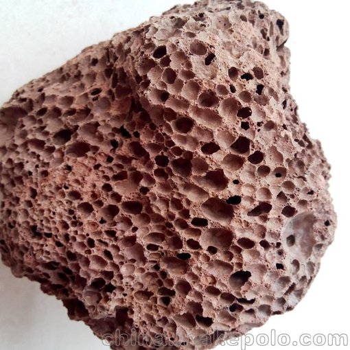 誠(chéng)鑫廠家批發(fā) 烤爐用多孔火山石 園藝水族黑色火山巖濾料圖片