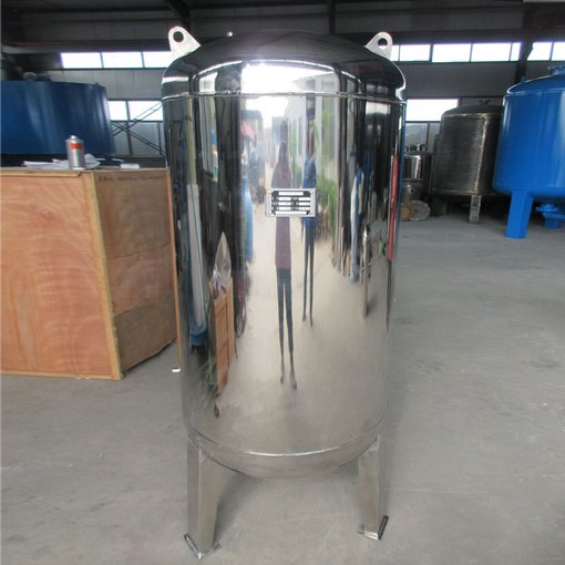 全自動無塔供水壓力罐蘭州 農(nóng)業(yè)用水儲水罐8噸圖片