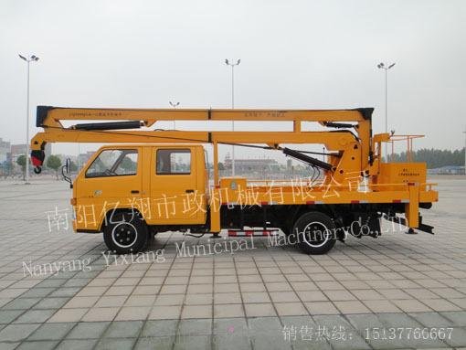 高空2013熱銷江鈴折臂式液壓高空作業(yè)車 廣泛應用于各種高空作業(yè)!圖片