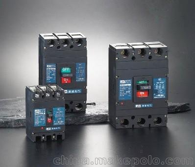 自產(chǎn)自銷(xiāo)CM1-100L/3300萬(wàn)能式斷路器現貨圖片