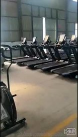 室内健身器材生产车间-商用跑步机