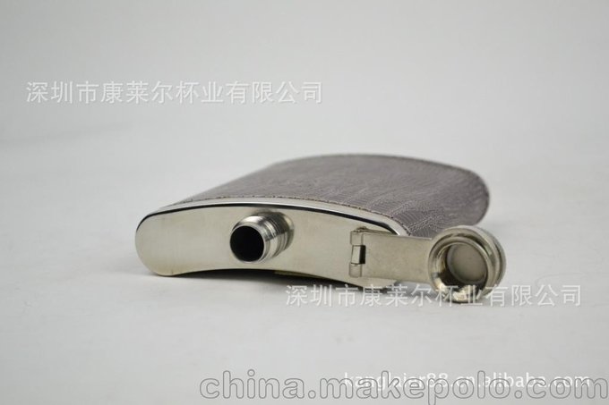 金屬禮品酒壺 供應(yīng)新款扁酒壺不銹鋼材質(zhì)的 不銹鋼水壺圖片