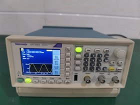 Tektronix̩AFG2021 AFG2022⺯(sh)̖(ho)l(f)