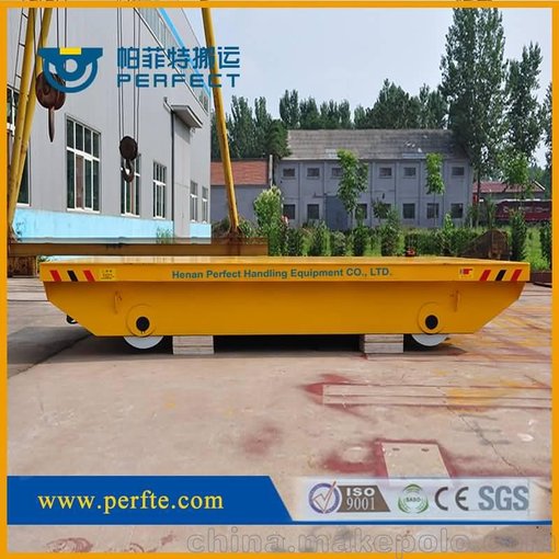 山東水利工程蓄電池供電90°轉(zhuǎn)向?qū)к壭≤嚐o軌搬運(yùn)車圖片
