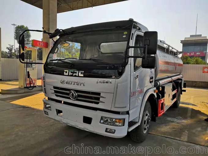 青海大量現(xiàn)車發(fā)售東風(fēng)多利卡10方油罐車廠家直銷降價(jià)銷售圖片
