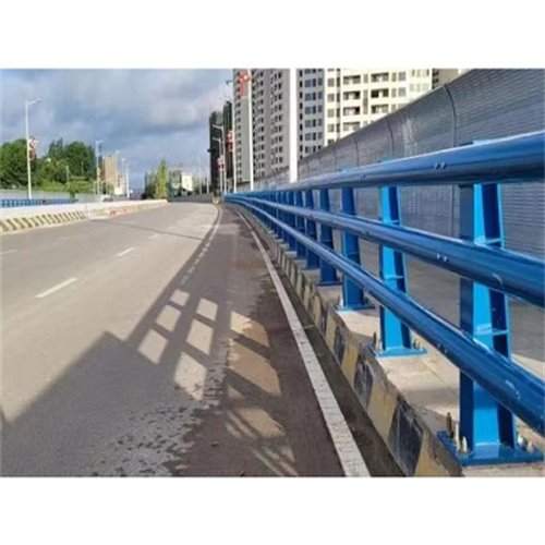 青海304不銹鋼道路護(hù)欄圖片