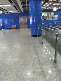 地鐵站立柱搪瓷鋼板幕墻