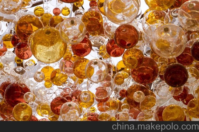 精致的人工吹制高檔玻璃燈飾圖片