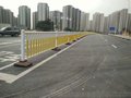 福建黄色防炫市政道路护栏铁栅栏防腐防锈，按客户需求定制护栏