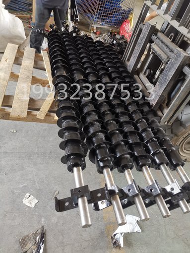 煤礦用頭部滾筒清掃器/凍粘煤螺旋除冰清掃器生產(chǎn)廠家圖片