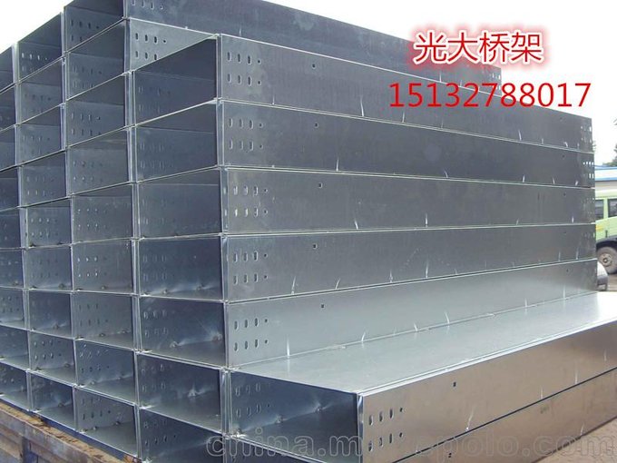 北京鍍鋅電纜橋架廠(chǎng)家，光大，專(zhuān)業(yè)制造，品質(zhì)保證，槽式、梯式圖片
