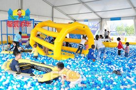 馨晨厂家直销淘气堡百万海洋球大型充气玩具