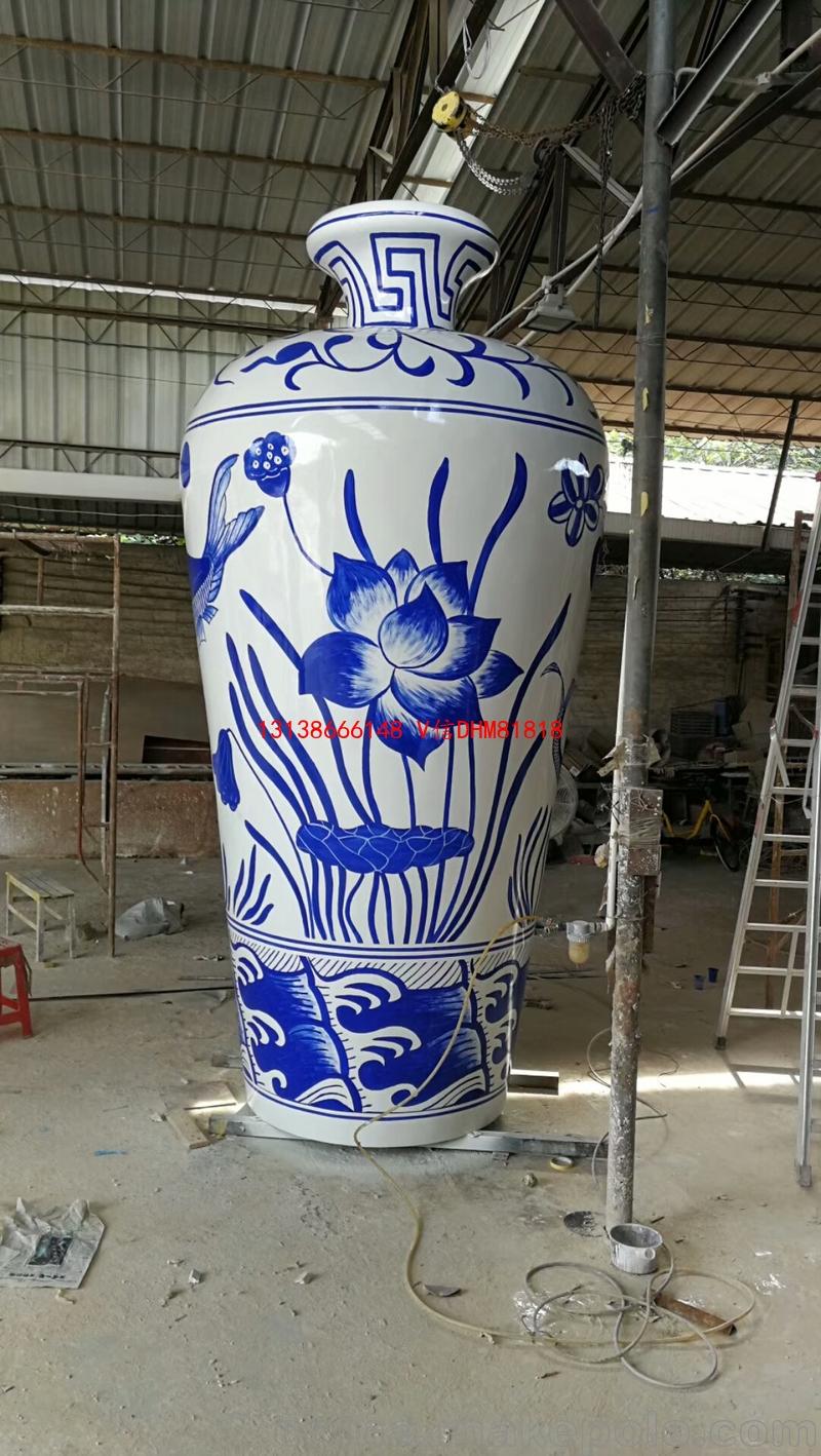 玻璃钢雕塑彩绘青花瓷瓶模型 城市景观大型陶瓷花瓶标志性建筑