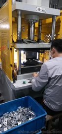 压铸件毛刺切边机 压铸件冲边机 铝合金压铸件冲边机 快速液压机