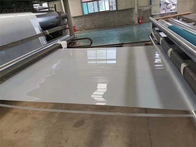 沼氣池高密度1.5mm阻燃HDPE防水土工膜圖片