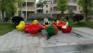玻璃钢柚子休闲椅子 橙子柠檬座凳 户外景观装饰品雕塑摆件