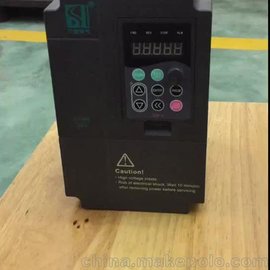 三绫矢量变频器0.75KW/380V