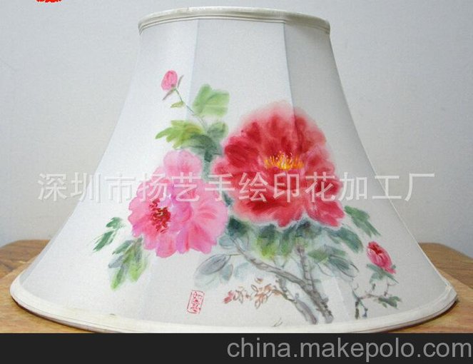 裝飾畫，工藝品，時(shí)裝，唐裝，真絲，牛仔服等手繪加工圖片