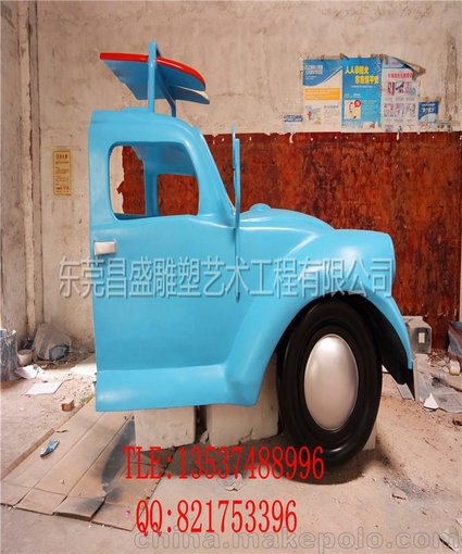 玻璃鋼汽車模型雕塑 玻璃纖維景觀擺件雕塑圖片