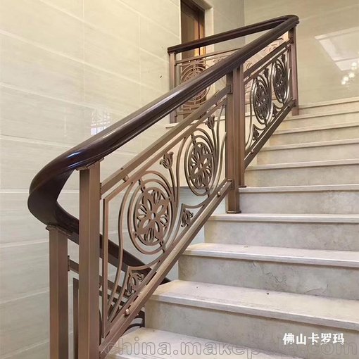 白銀復式別墅銅樓梯扶手現(xiàn)代時尚設計款式圖片