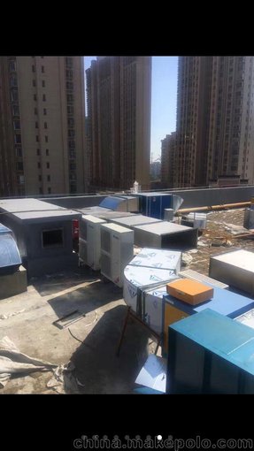 深圳沙井餐廳廚房排煙風(fēng)管，環(huán)保油煙凈化器，油煙風(fēng)機(jī)設(shè)備設(shè)計(jì)安裝圖片
