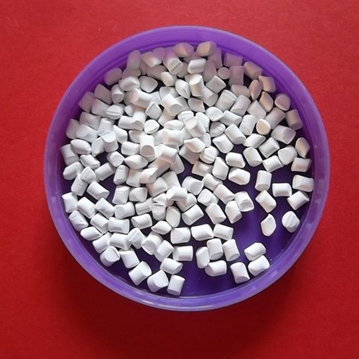 PVC無鹵阻燃母粒{CPE環(huán)保阻燃劑}TPE阻燃母料圖片
