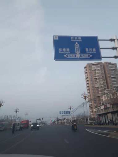 南京道路劃線(xiàn)-南京道路交通標志標牌-南京達尊2022熱熔型標線(xiàn)圖片