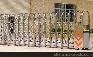 天津北辰區(qū)伸縮門廠家圖片