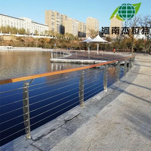 人行道不銹鋼護欄公園河道防護欄桿圖片