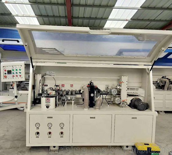 半自動(dòng)封邊 機(jī)板式家具木工封邊機(jī) 廠家直銷鴻鑫三友圖片