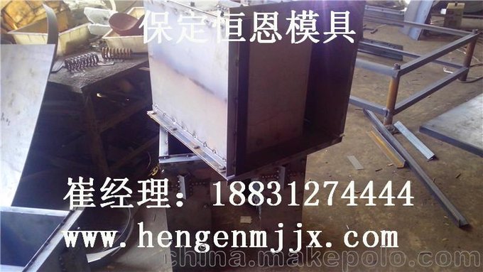 新疆水泥U型槽模具價(jià)格 六角圖片