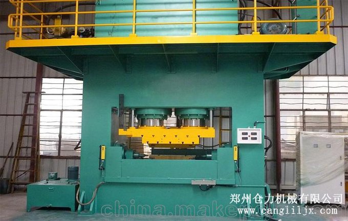 臥式離心鑄造機 自由快速鍛造油壓機 磁性材料液壓機圖片