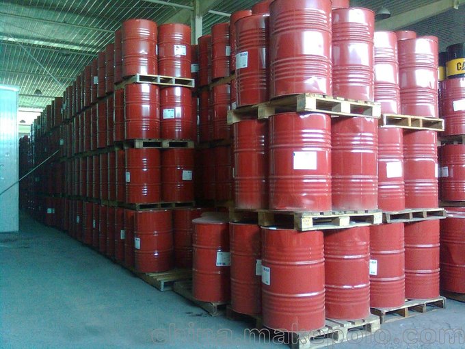 供應(yīng)各種規(guī)格美孚DOT3 DOT4剎車油制動液 100％正品圖片