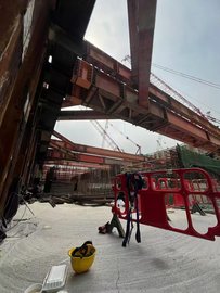 香港招挖掘機(jī)塔吊鏟車攪拌車裝載機(jī)混凝土
