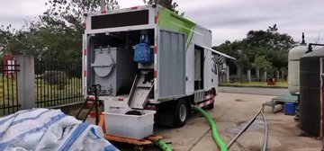 污水净化车出水效果视频