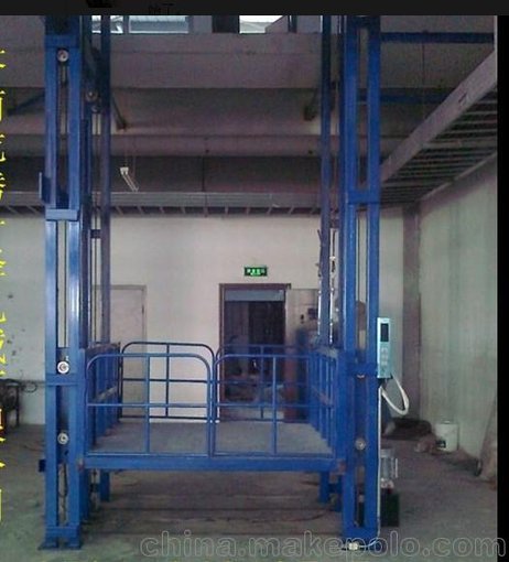 南寧市載貨升降梯、導(dǎo)軌式升降機(jī)廠家直銷圖片