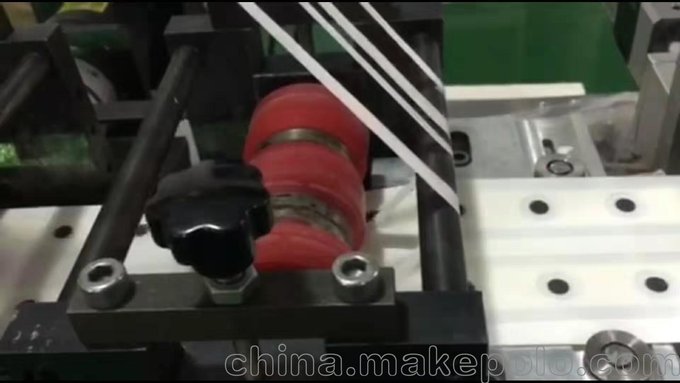 小牛科技廠家直供全自動(dòng)電極片 創(chuàng)可貼生產(chǎn)設(shè)備一機(jī)成型打扣機(jī)圖片