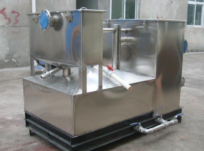 石家莊廠(chǎng)家生產(chǎn)定做工業(yè)油水分離器圖片
